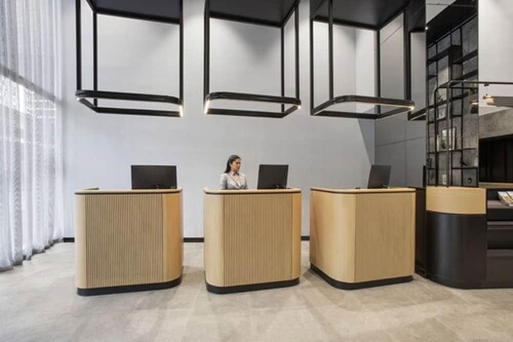 Travelodge Hotel Melbourne Docklands Екстериор снимка