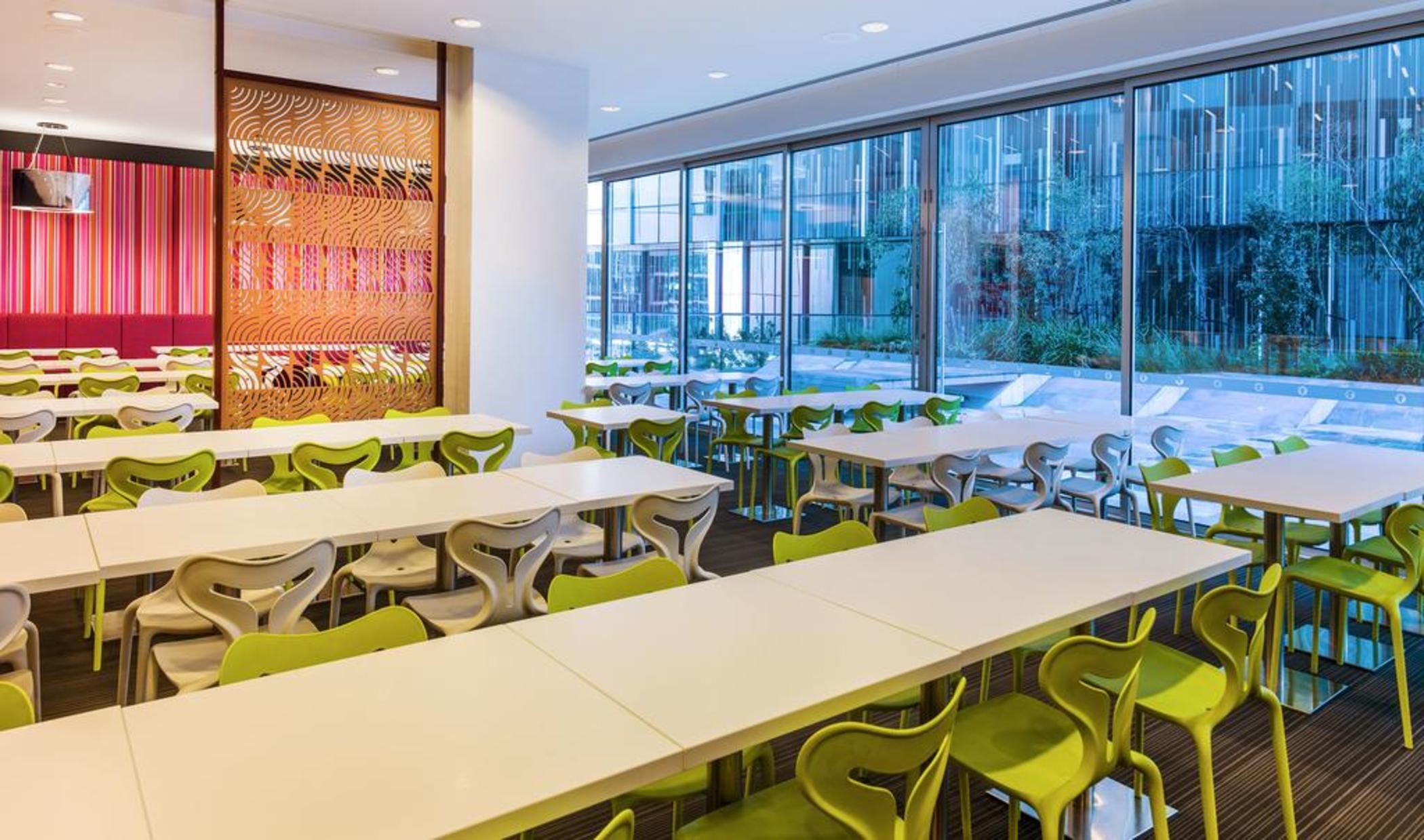 Travelodge Hotel Melbourne Docklands Екстериор снимка